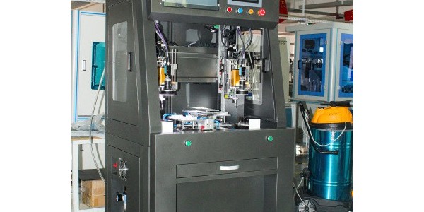 自動擰螺絲機(jī)使用時需要注意事宜？-堅(jiān)豐股份