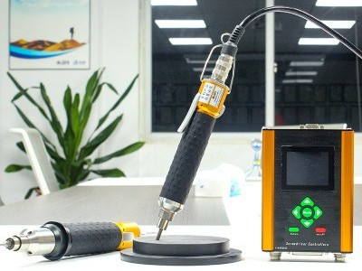 伺服電批加上機(jī)器人視覺，究竟是什么效果？-堅(jiān)豐股份